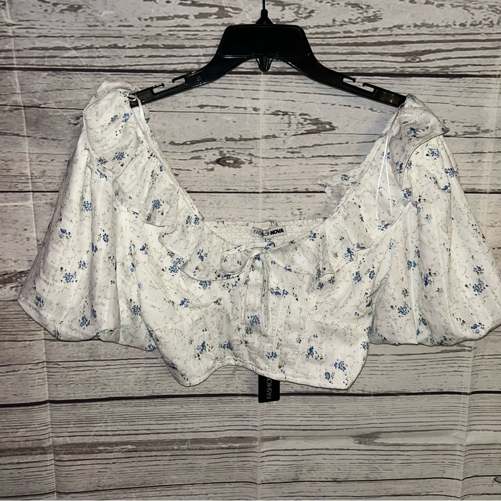 NWT Fashion Nova Crop Top